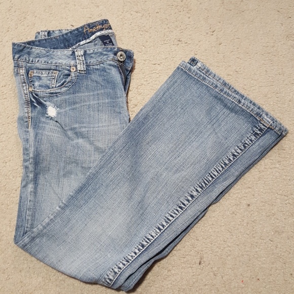 Amethyst Jeans - Picture 2 of 3